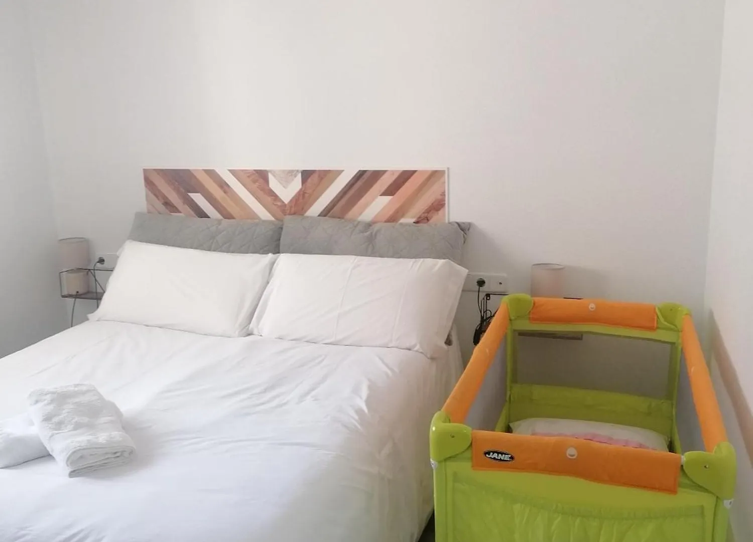 Apartamento Penas Blancas, Junto A Ruta De Los Cahorros, Monachil. Spain